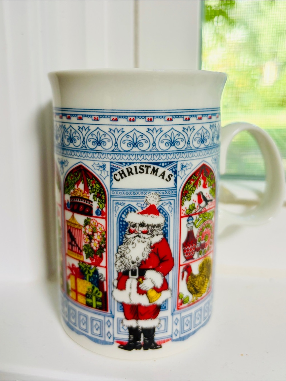 Made In Scotland Vintage 1990s Dunoon Christmas mug Victorian Santa Scene